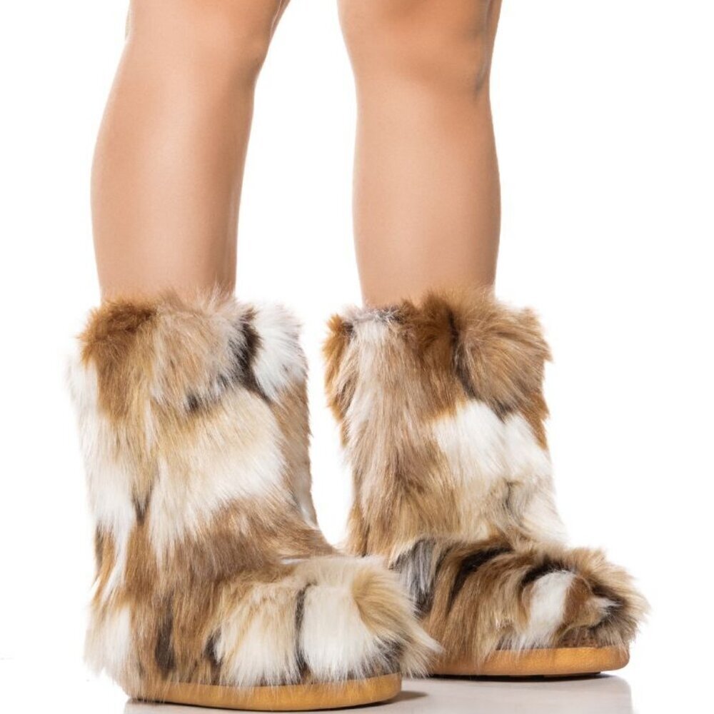 AZALEA WANG " PLETHORA PALETTE "  BROWN FUR FLAT BOOTIE ( BRAND NEW !!!!!!!!!!!!